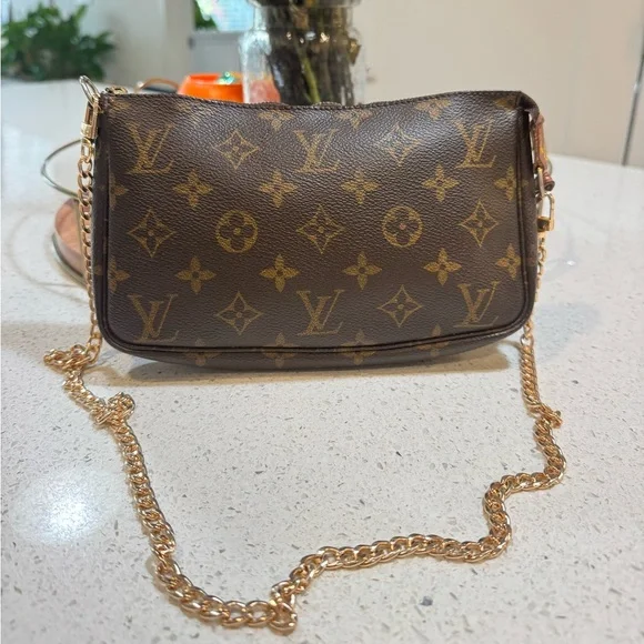 SOLD Vintage Louis Vuitton Monogram Pochette Accessoires with COA - Picture 15 of 15